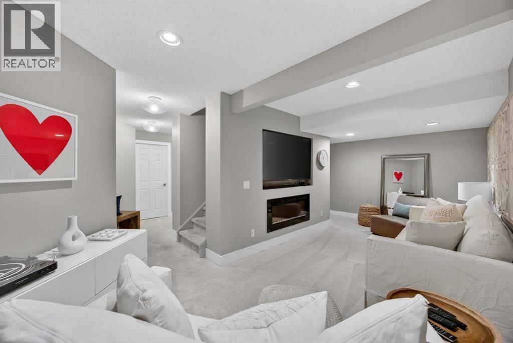 348 Woodside Circle Nw, Airdrie, Alberta  T4B 2J8 - Photo 33 - A2302549