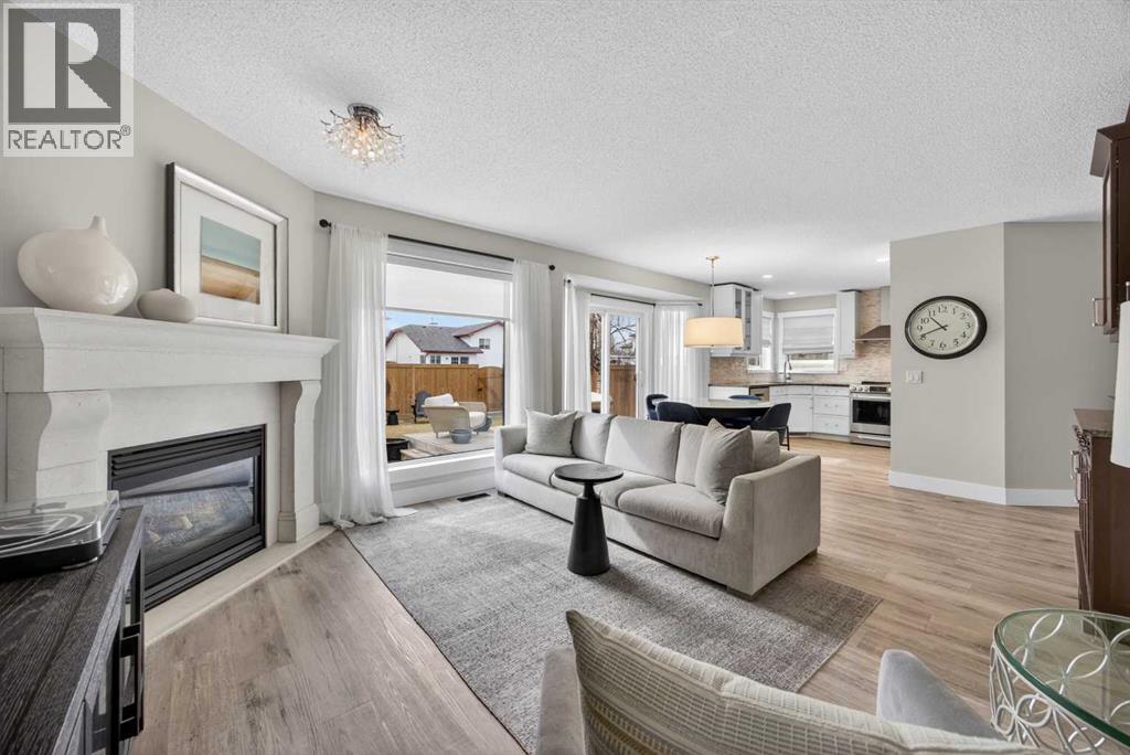 348 Woodside Circle Nw, Airdrie, Alberta  T4B 2J8 - Photo 13 - A2302549