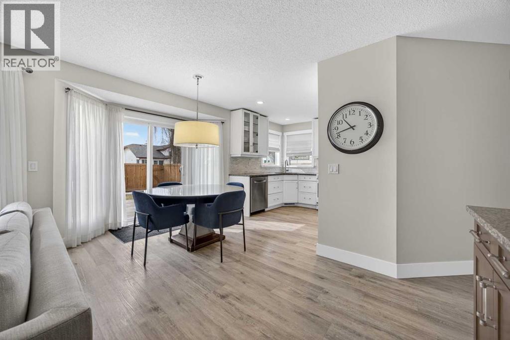 348 Woodside Circle Nw, Airdrie, Alberta  T4B 2J8 - Photo 14 - A2302549