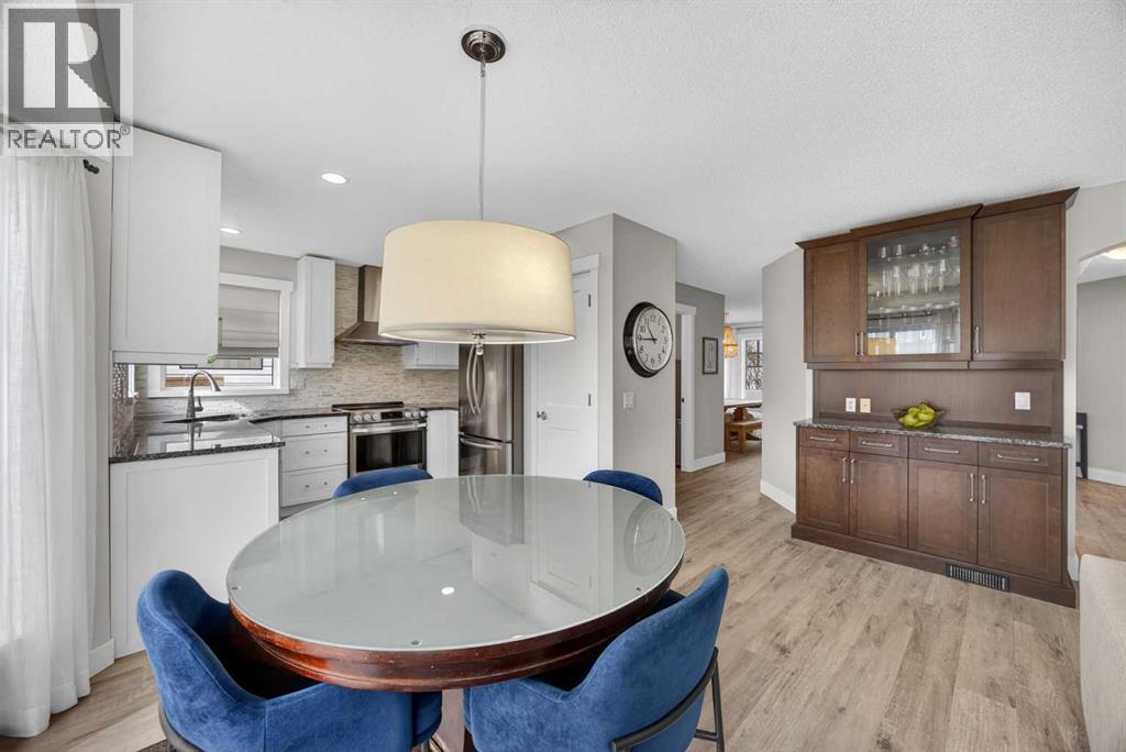 348 Woodside Circle Nw, Airdrie, Alberta  T4B 2J8 - Photo 19 - A2302549