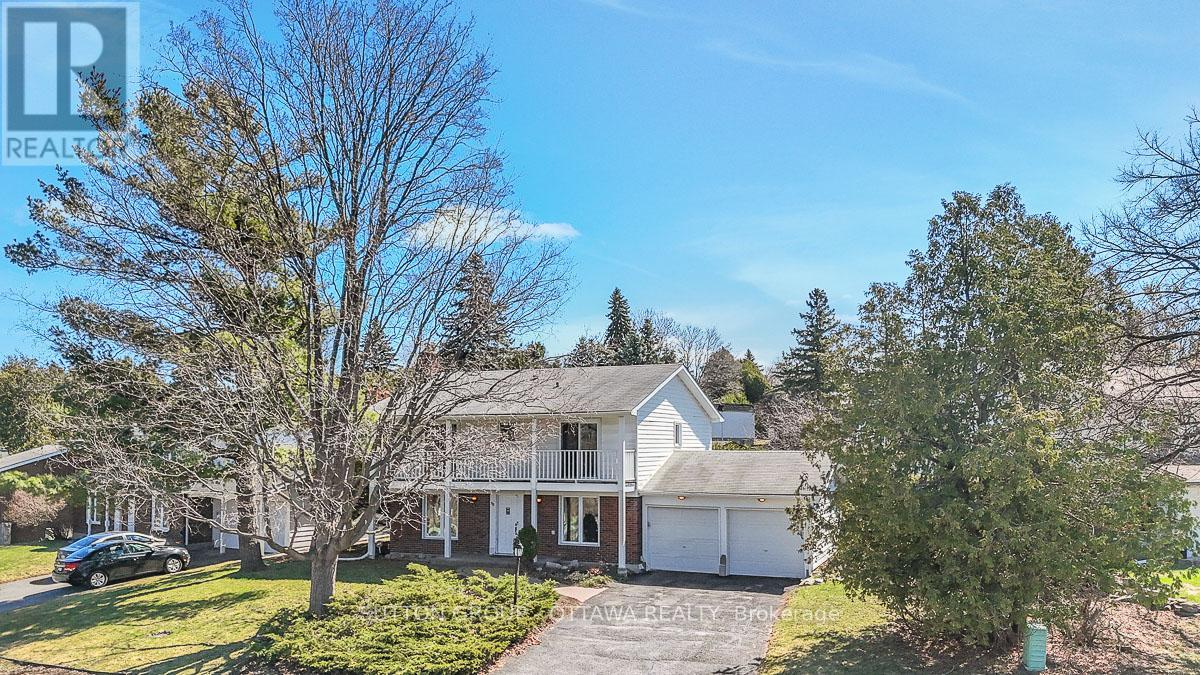 38 Beaver Ridge, Ottawa, Ontario  K2E 6C7 - Photo 2 - X13026300