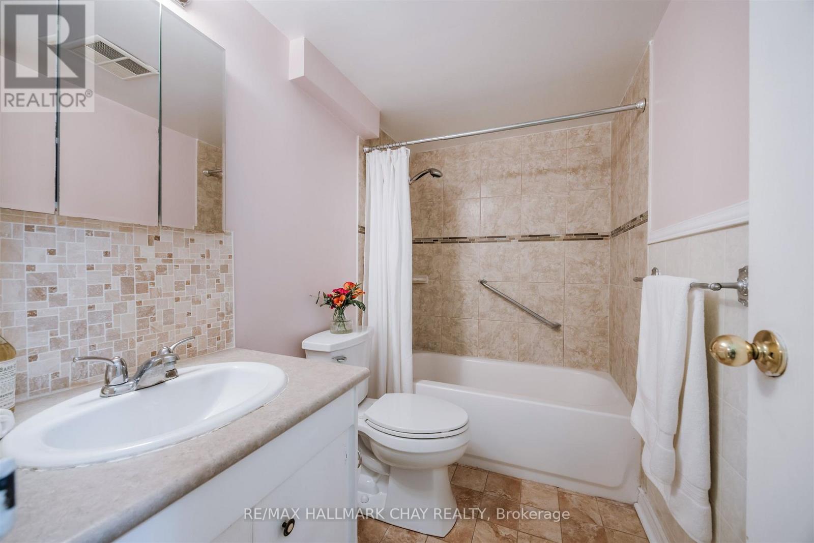 208 - 1210 Radom Street, Pickering, Ontario  L1W 2Z3 - Photo 37 - E12789266