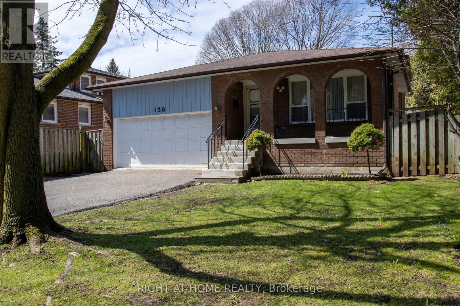 126 Homestead Road, Toronto, Ontario  M1E 3S2 - Photo 2 - E12863804