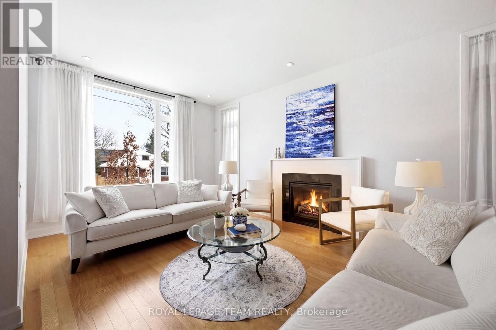 526 Edison Avenue, Ottawa, Ontario  K2A 3Y5 - Photo 3 - X13025680