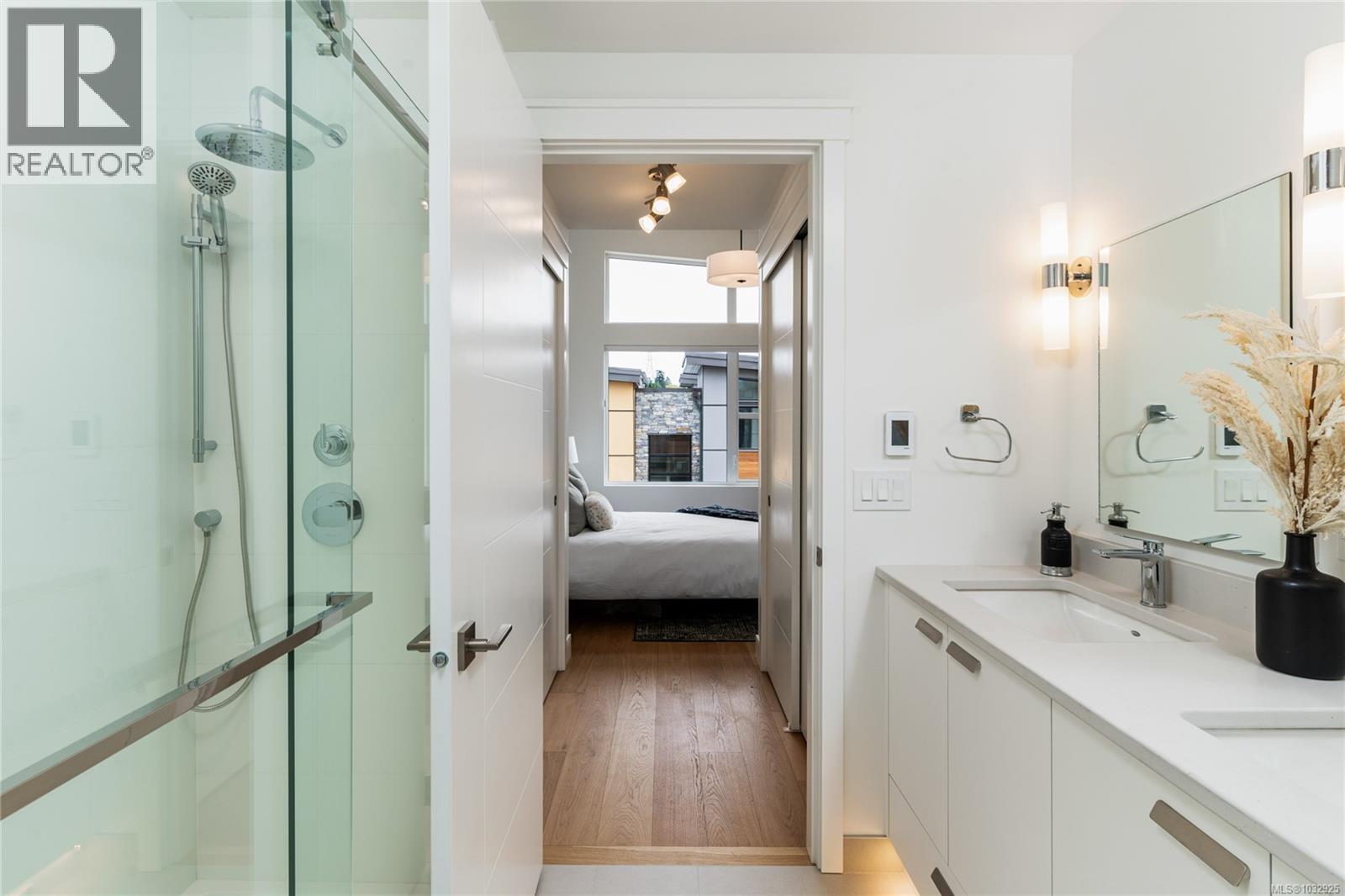 10 4253 Dieppe Rd, Saanich, British Columbia  V8X 2N2 - Photo 18 - 1032925