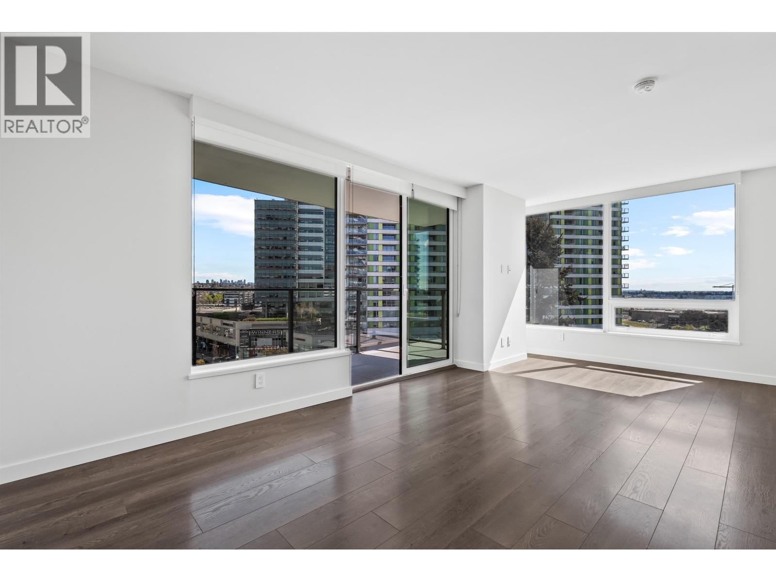 807 8238 Lord Street, Vancouver, British Columbia  V6P 0G7 - Photo 3 - R3114018