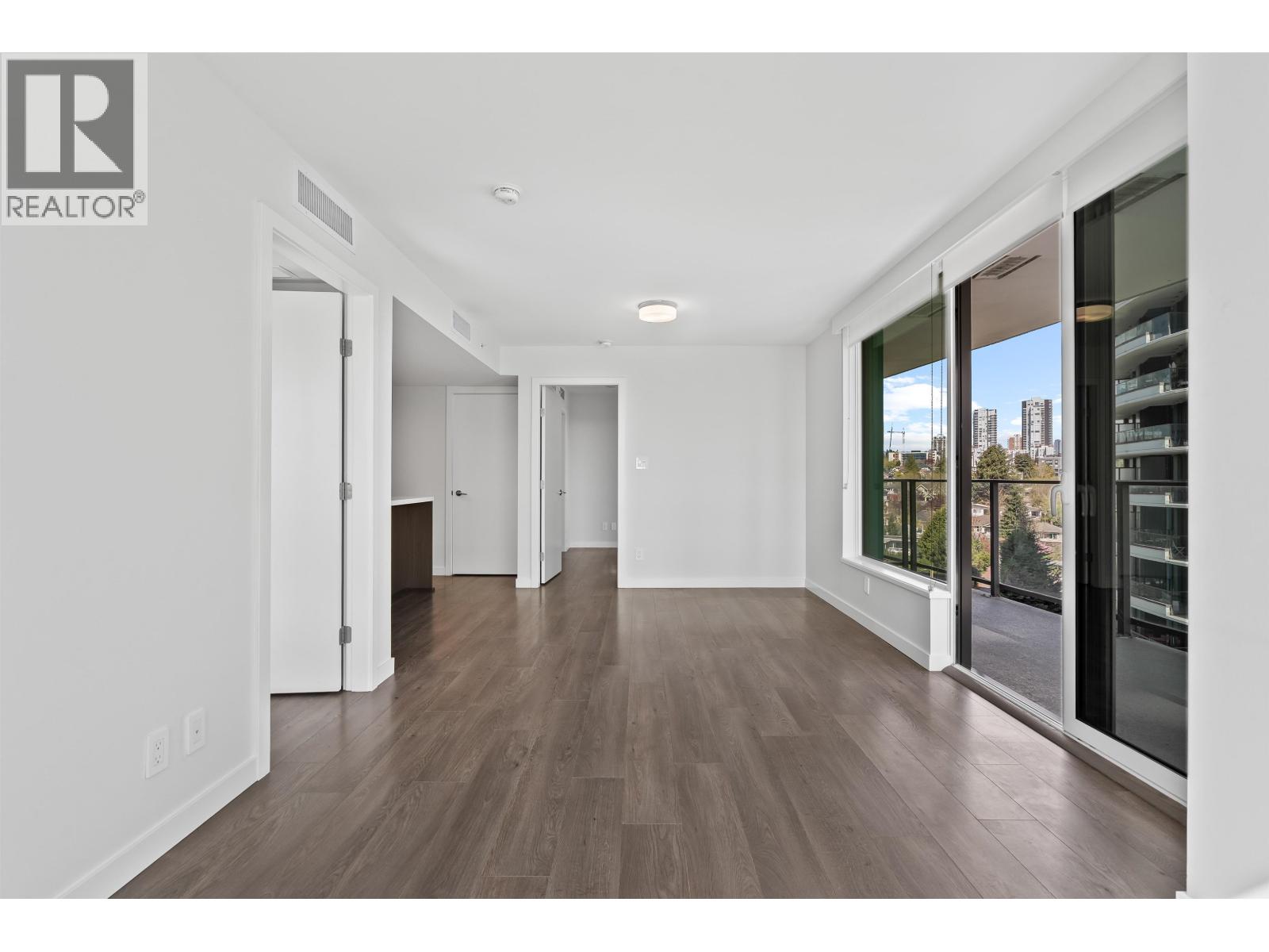 807 8238 Lord Street, Vancouver, British Columbia  V6P 0G7 - Photo 6 - R3114018