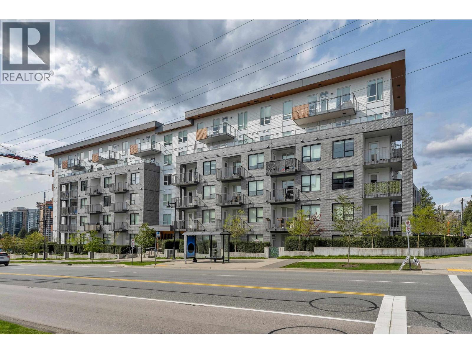 504 645 Como Lake Avenue, Coquitlam, British Columbia  V3J 0N9 - Photo 2 - R3114036