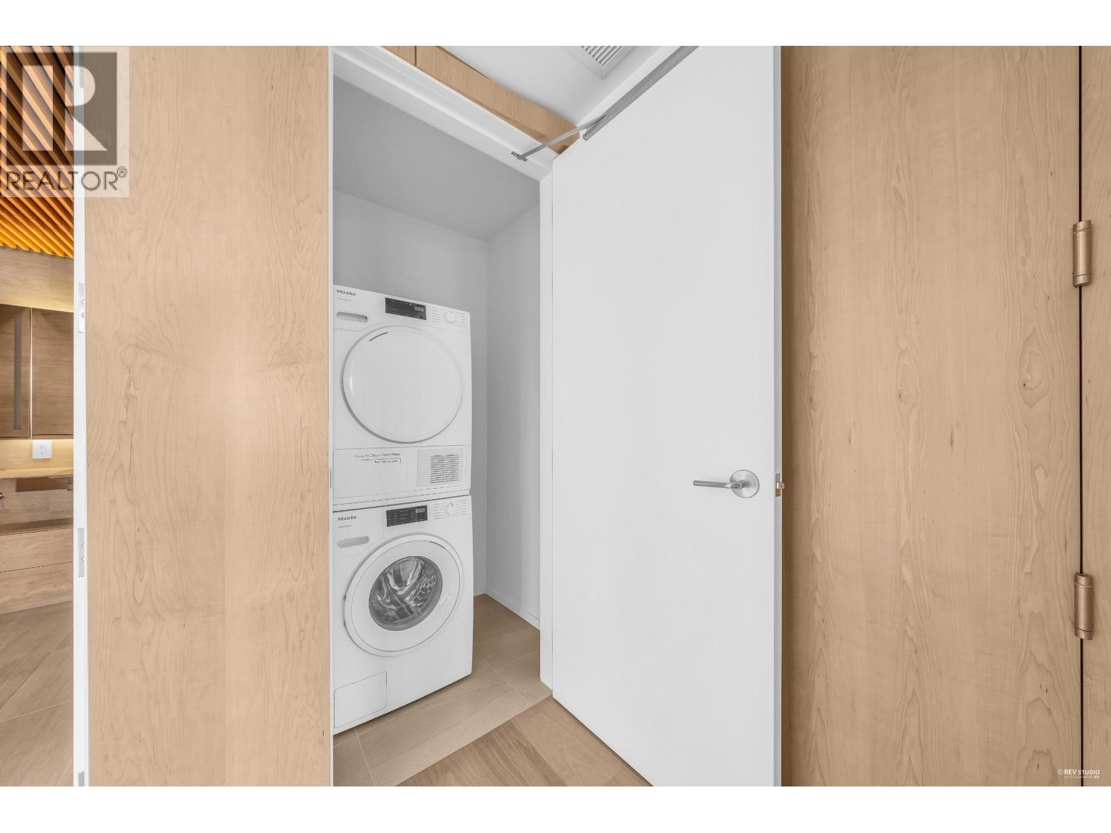 2203 1568 Alberni Street, Vancouver, British Columbia  V6G 0E3 - Photo 15 - R3114067