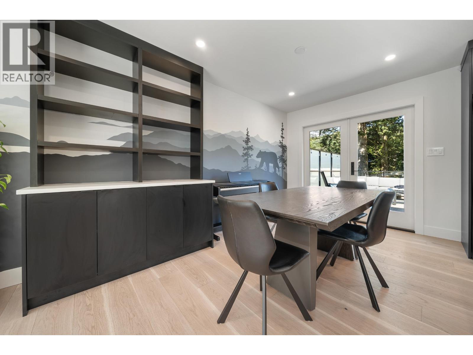 38325 Fir Street, Squamish, British Columbia  V8B 0W8 - Photo 6 - R3114059