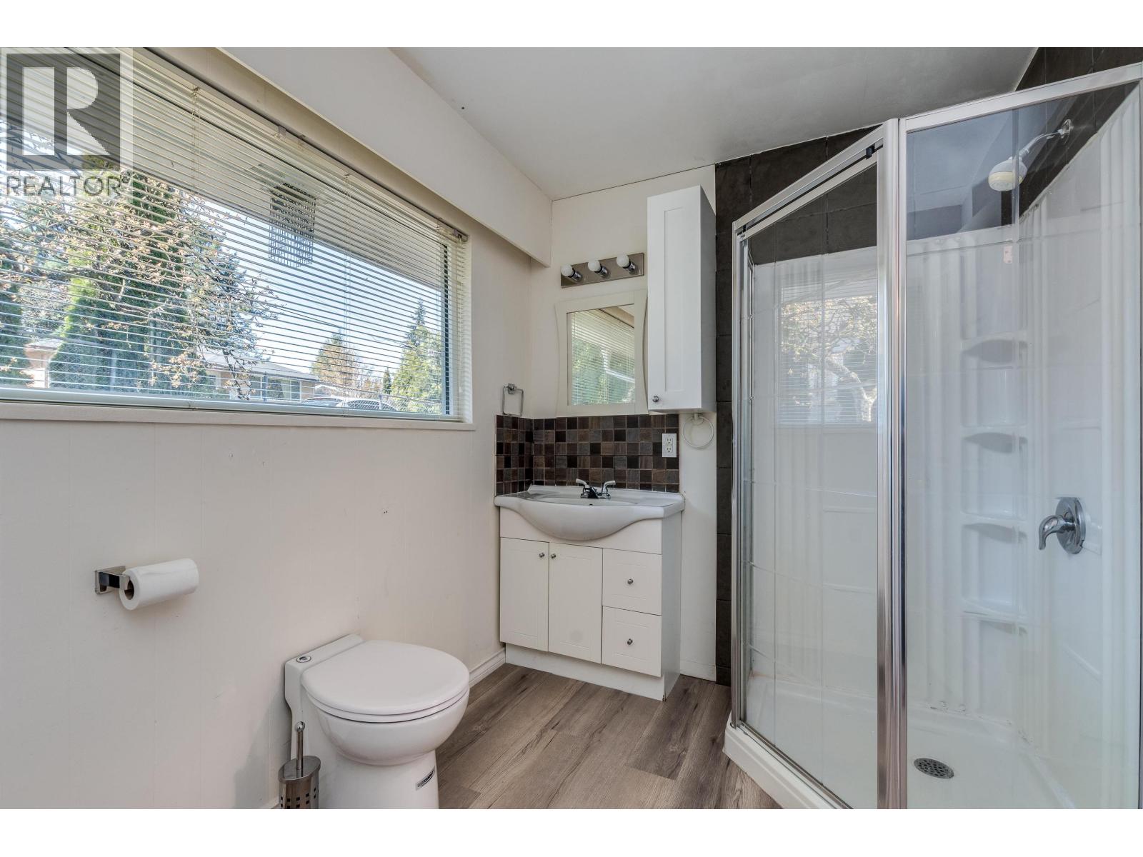 760 Grover Avenue, Coquitlam, British Columbia  V3J 3C8 - Photo 12 - R3114064