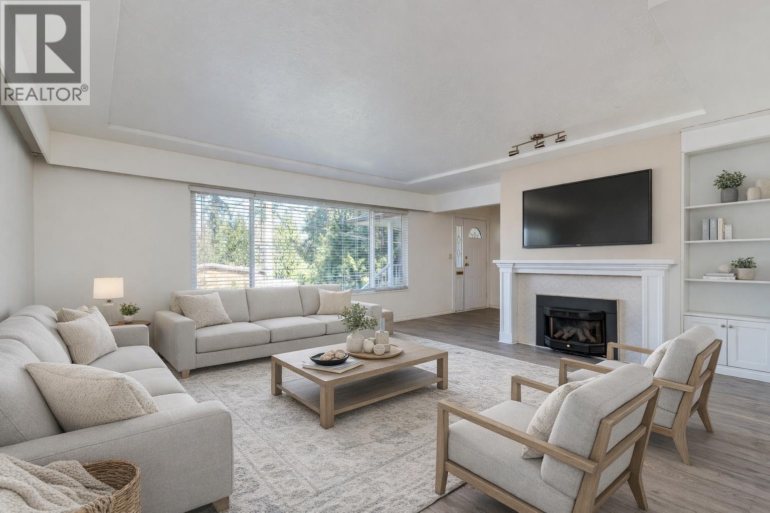 760 Grover Avenue, Coquitlam, British Columbia  V3J 3C8 - Photo 4 - R3114064