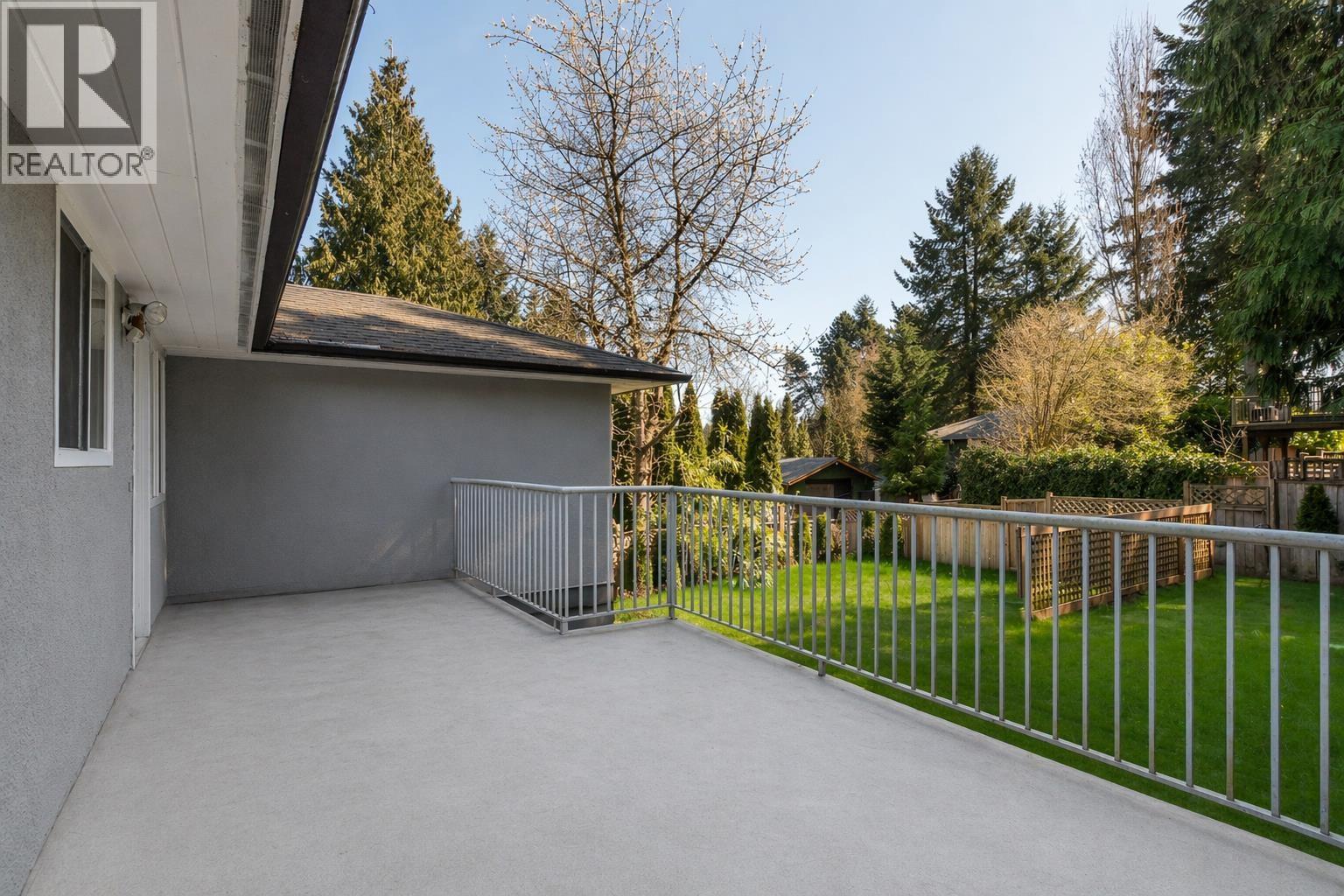 760 Grover Avenue, Coquitlam, British Columbia  V3J 3C8 - Photo 9 - R3114064