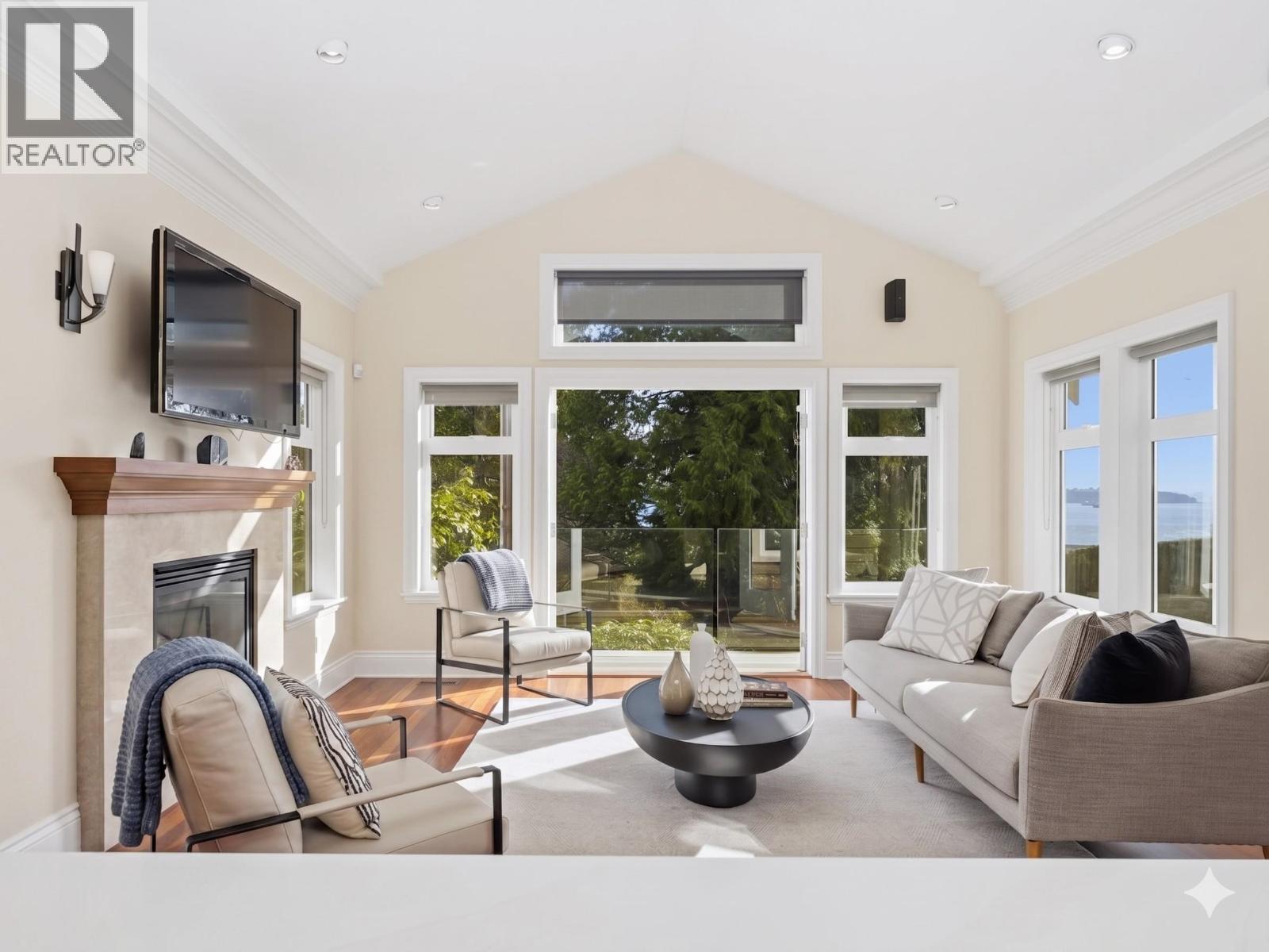 2618 Lawson Avenue, West Vancouver, British Columbia  V7V 2G2 - Photo 11 - R3114079