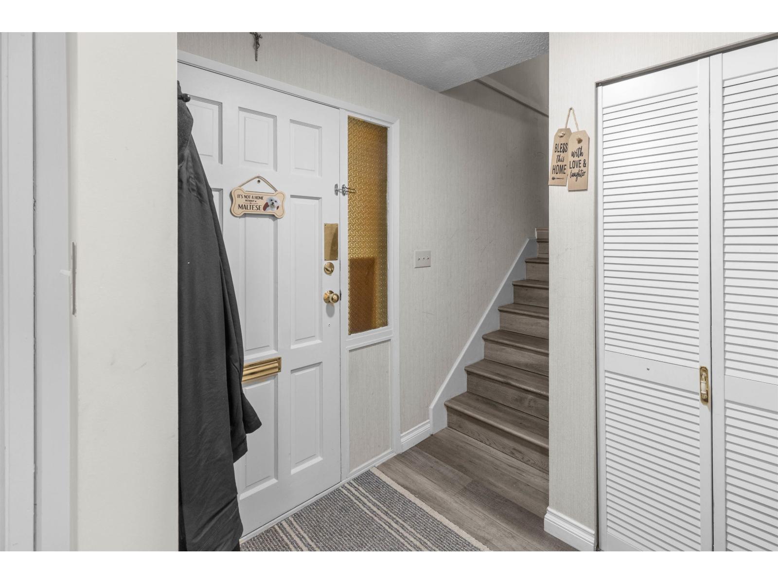 17 2998 Mouat Drive, Abbotsford, British Columbia  V2T 4E6 - Photo 3 - R3112772