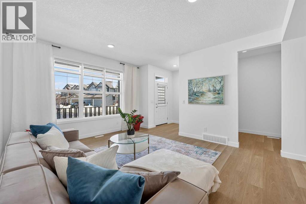 83 Legacy Passage Se, Calgary, Alberta  T2X 2H3 - Photo 10 - A2285896