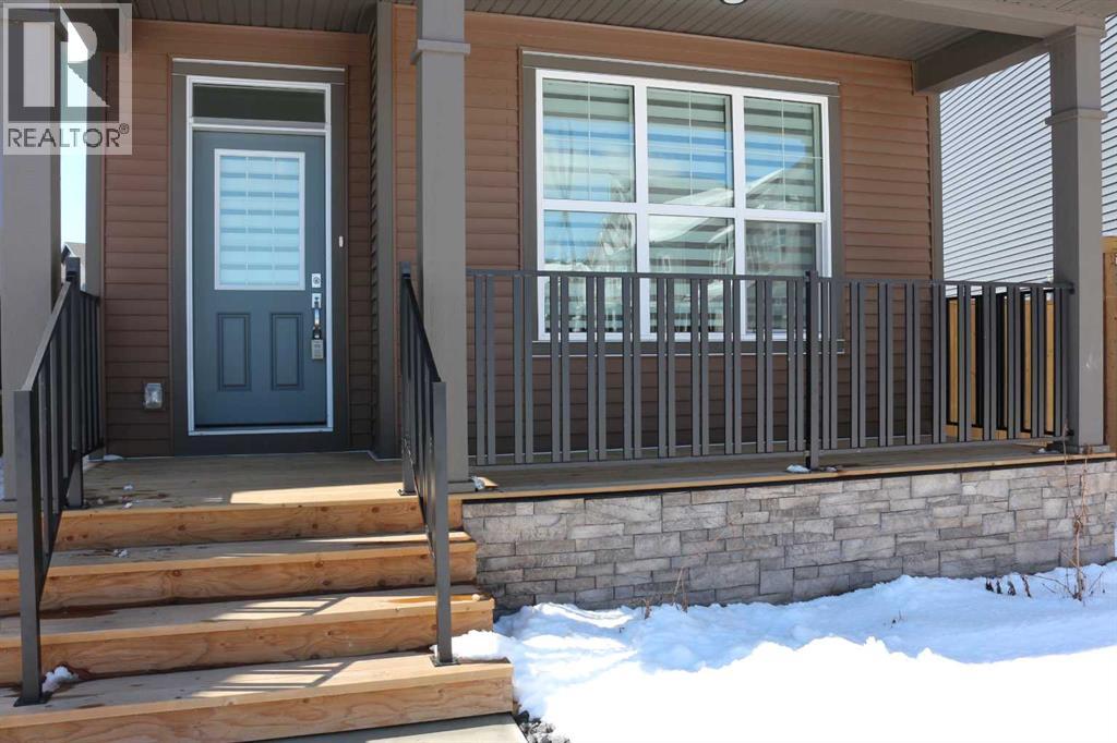 83 Legacy Passage Se, Calgary, Alberta  T2X 2H3 - Photo 32 - A2285896