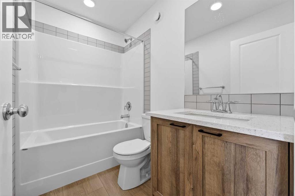 83 Legacy Passage Se, Calgary, Alberta  T2X 2H3 - Photo 21 - A2285896