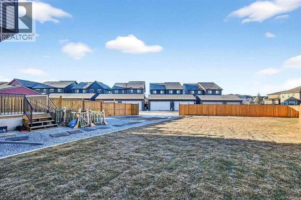 83 Legacy Passage Se, Calgary, Alberta  T2X 2H3 - Photo 29 - A2285896
