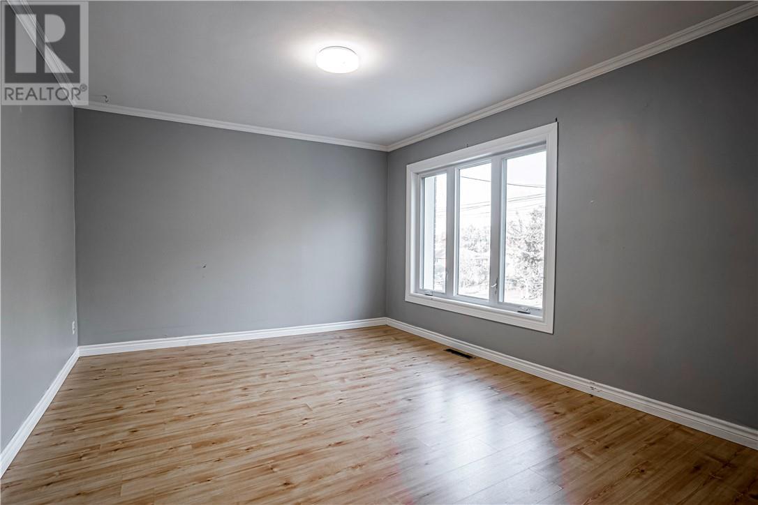6 Gino Street, Sudbury, Ontario  P3E 4K2 - Photo 5 - 2127241