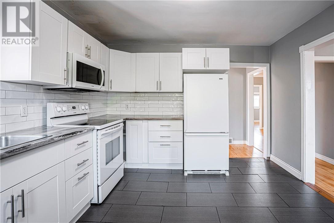 6 Gino Street, Sudbury, Ontario  P3E 4K2 - Photo 7 - 2127241