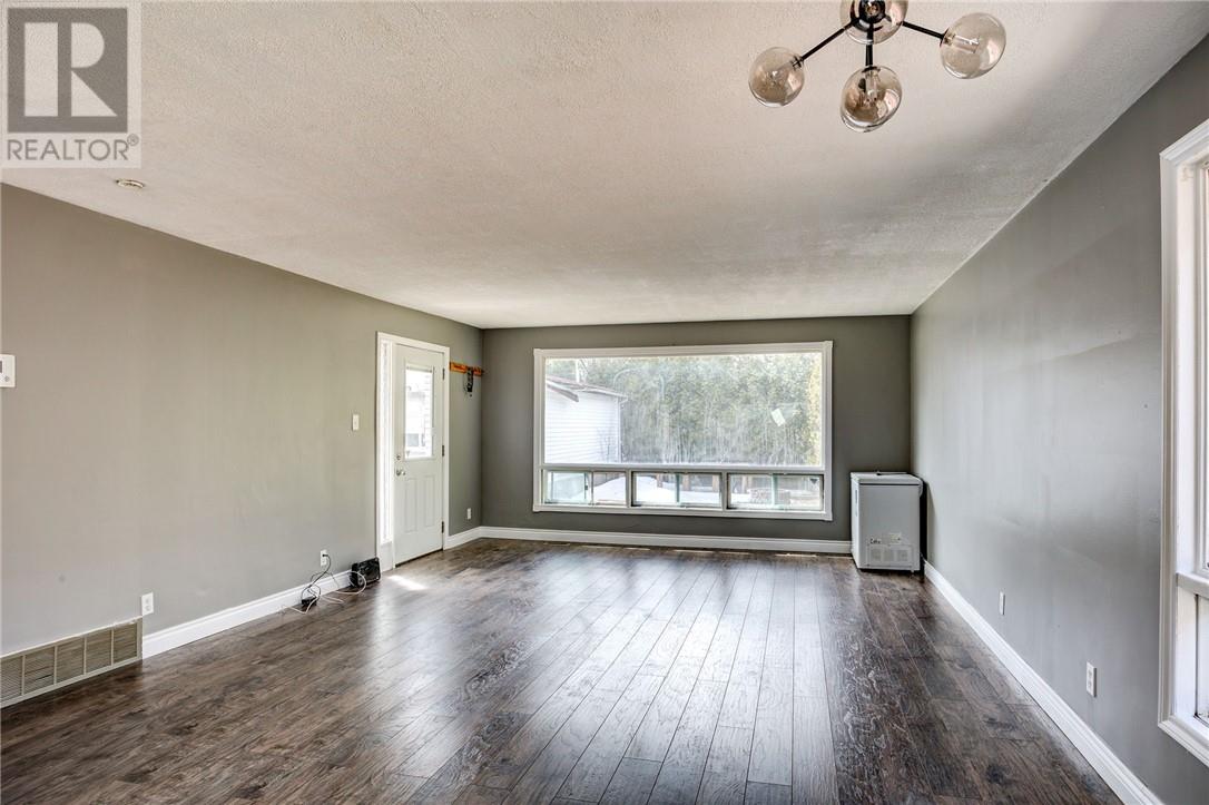 3 Rideau Avenue, Coniston, Ontario  p0m 1m0 - Photo 6 - 2127229