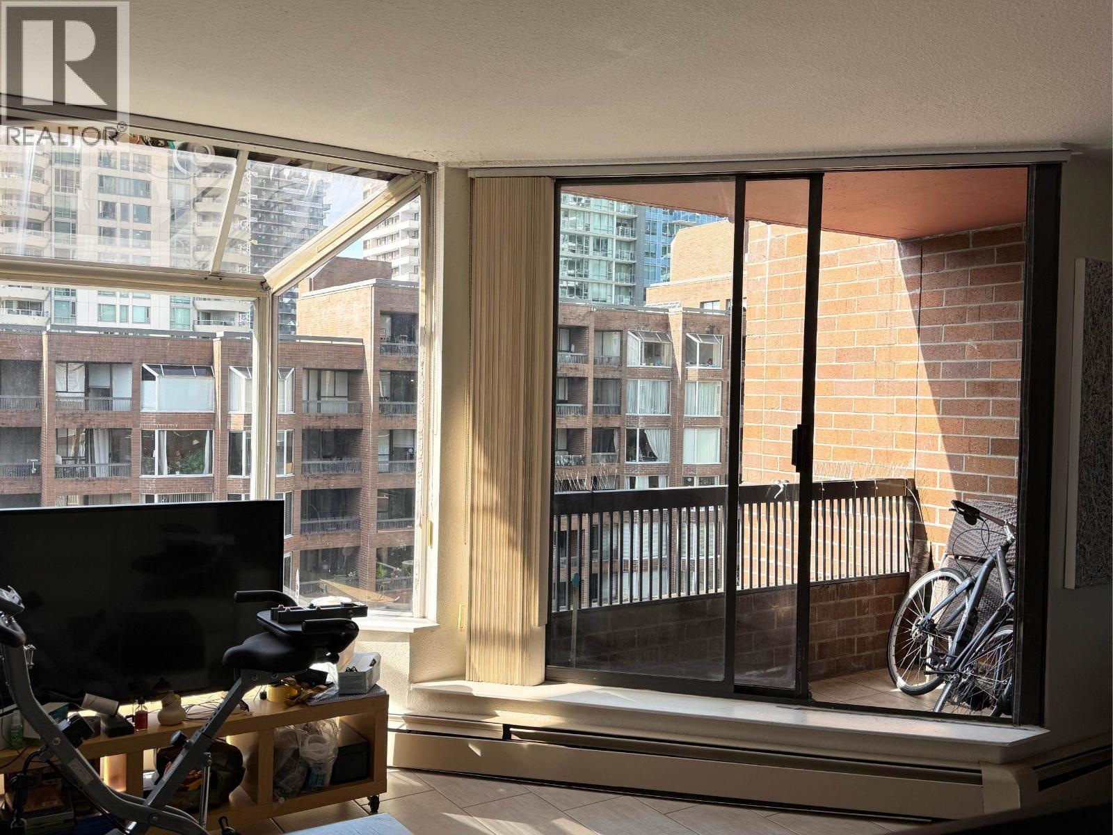 713 1333 Hornby Street, Vancouver, British Columbia  V6Z 2C1 - Photo 7 - R3113598