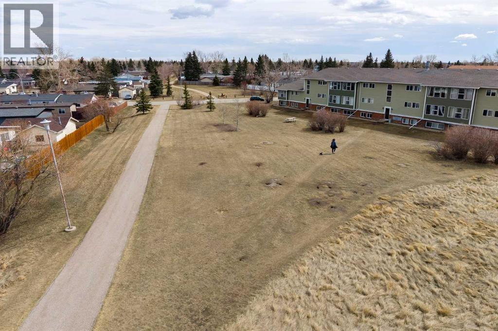 215, 101 Big Hill Way Se, Airdrie, Alberta  T4A 1Z7 - Photo 16 - A2300921