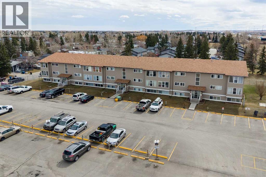 215, 101 Big Hill Way Se, Airdrie, Alberta  T4A 1Z7 - Photo 17 - A2300921