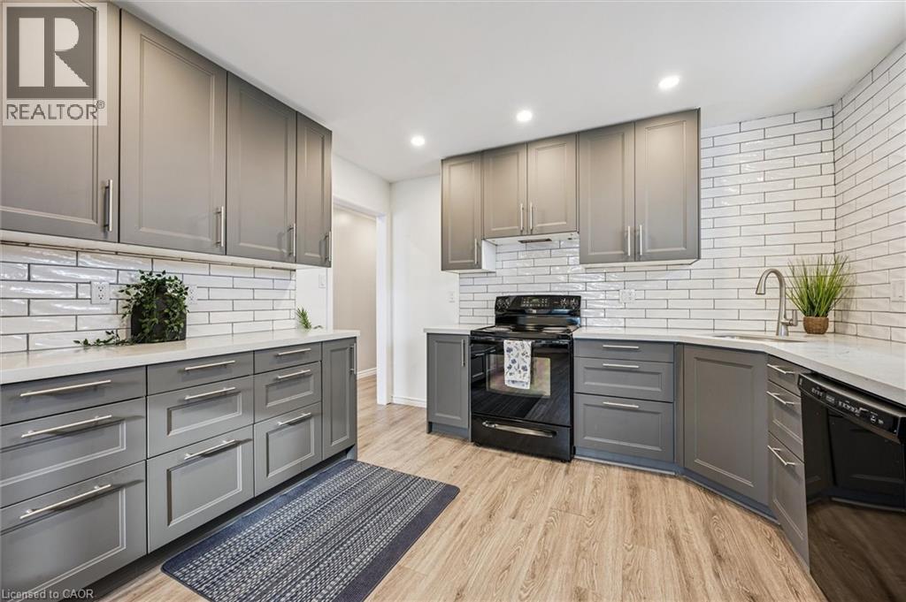 263 The Country Way, Kitchener, Ontario  N2E 2V6 - Photo 6 - 40822850