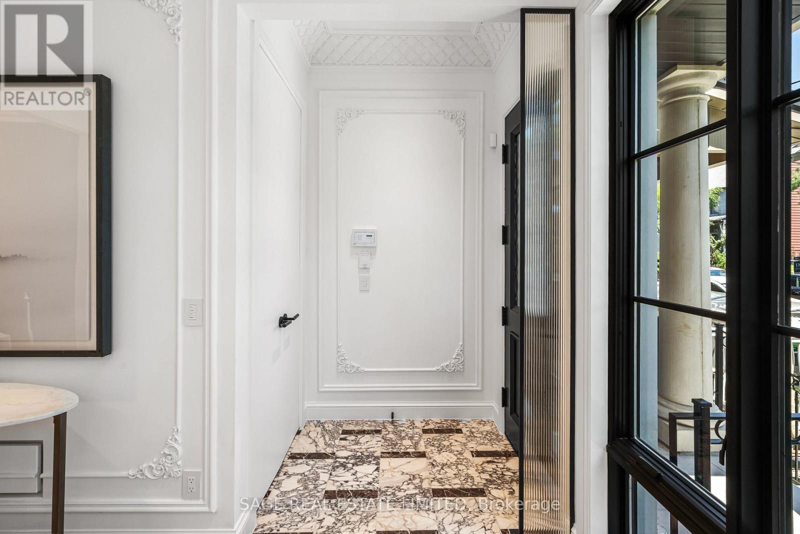 72 Montrose Avenue, Toronto, Ontario  M6J 2T7 - Photo 2 - C13026284