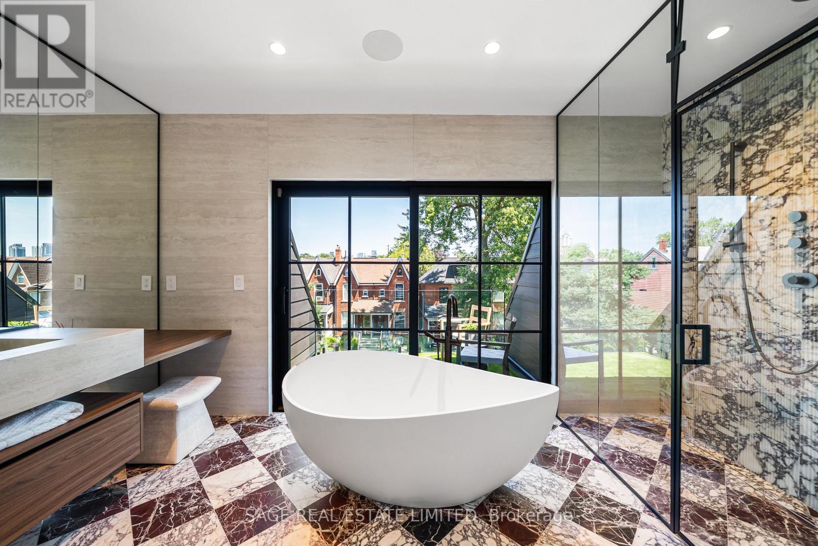 72 Montrose Avenue, Toronto, Ontario  M6J 2T7 - Photo 27 - C13026284