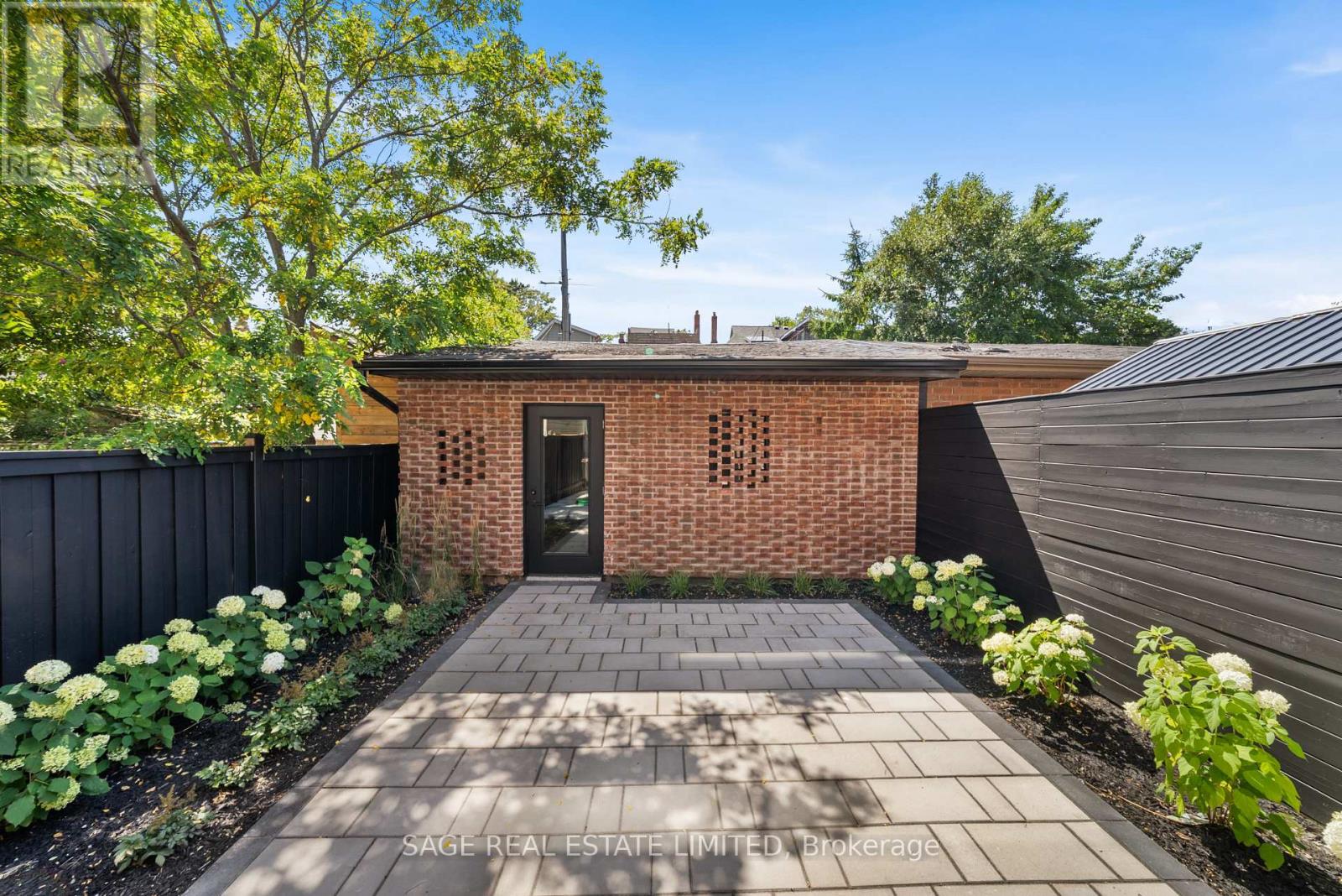 72 Montrose Avenue, Toronto, Ontario  M6J 2T7 - Photo 40 - C13026284