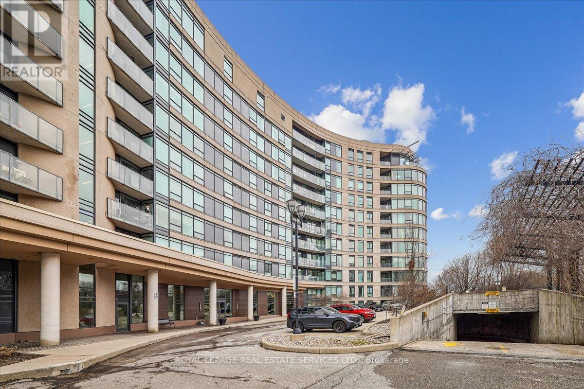908 - 18 Valley Woods Road, Toronto, Ontario  M3A 0A1 - Photo 7 - C13026326