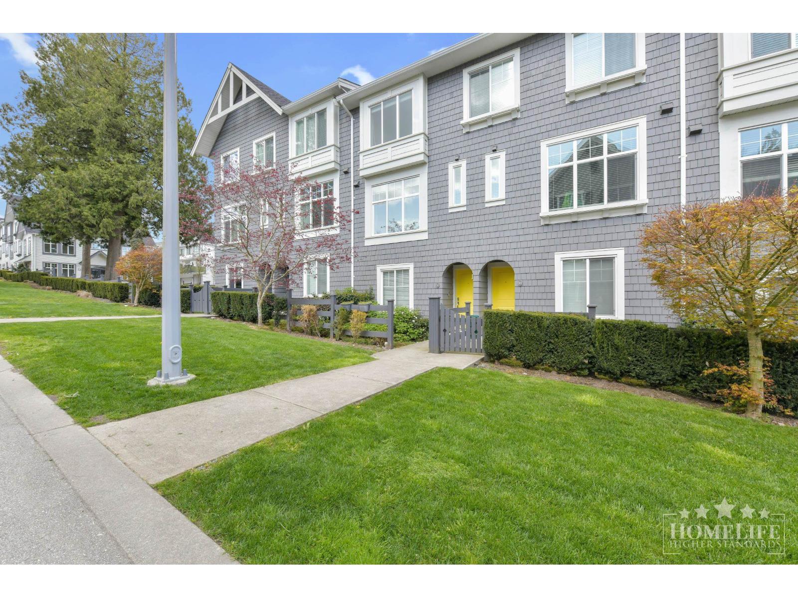 52 8168 136A STREET, Surrey, British Columbia