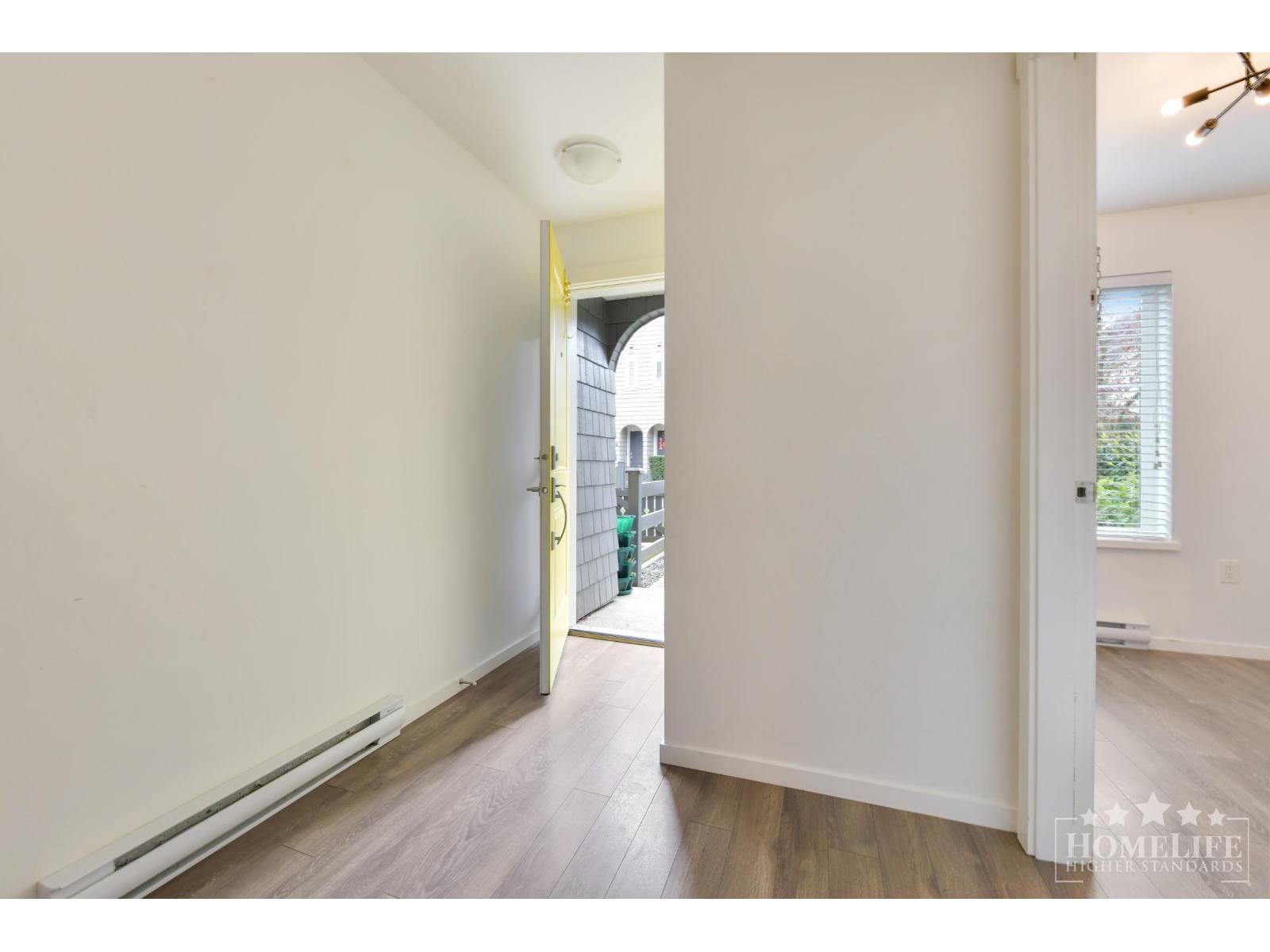 52 8168 136a Street, Surrey, British Columbia  V3W 2Z6 - Photo 2 - R3114113