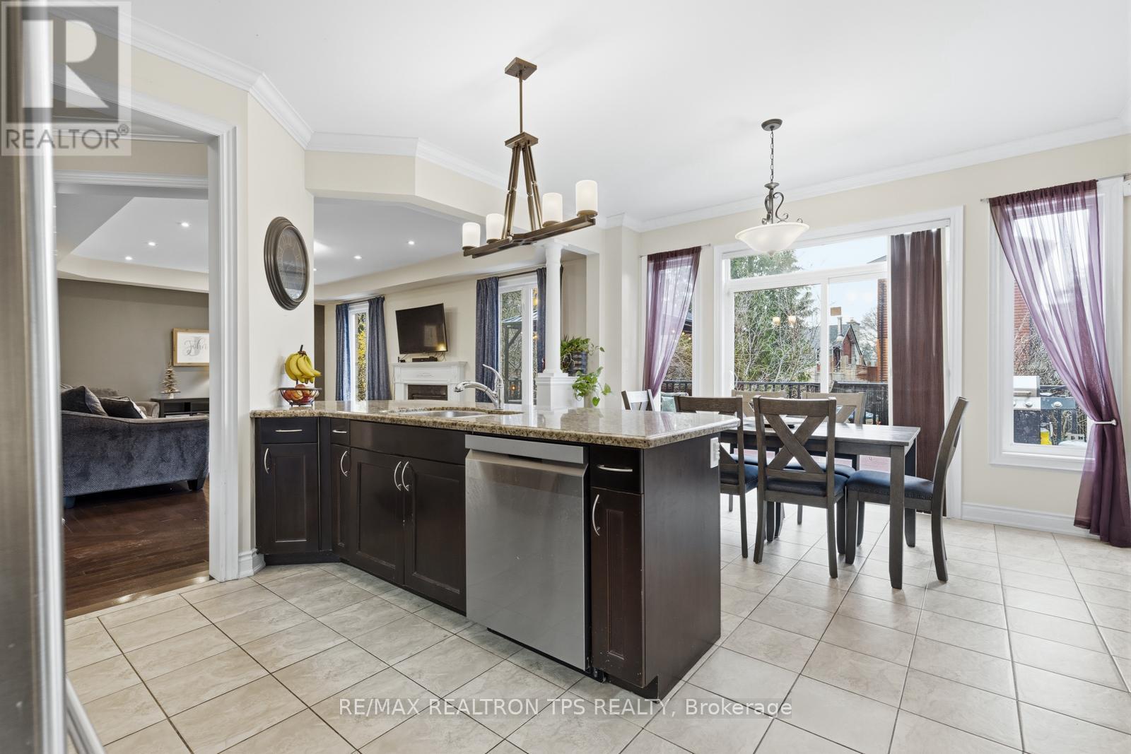 555 Kingsfield Loop, Oshawa, Ontario  L1K 0H8 - Photo 16 - E13025606