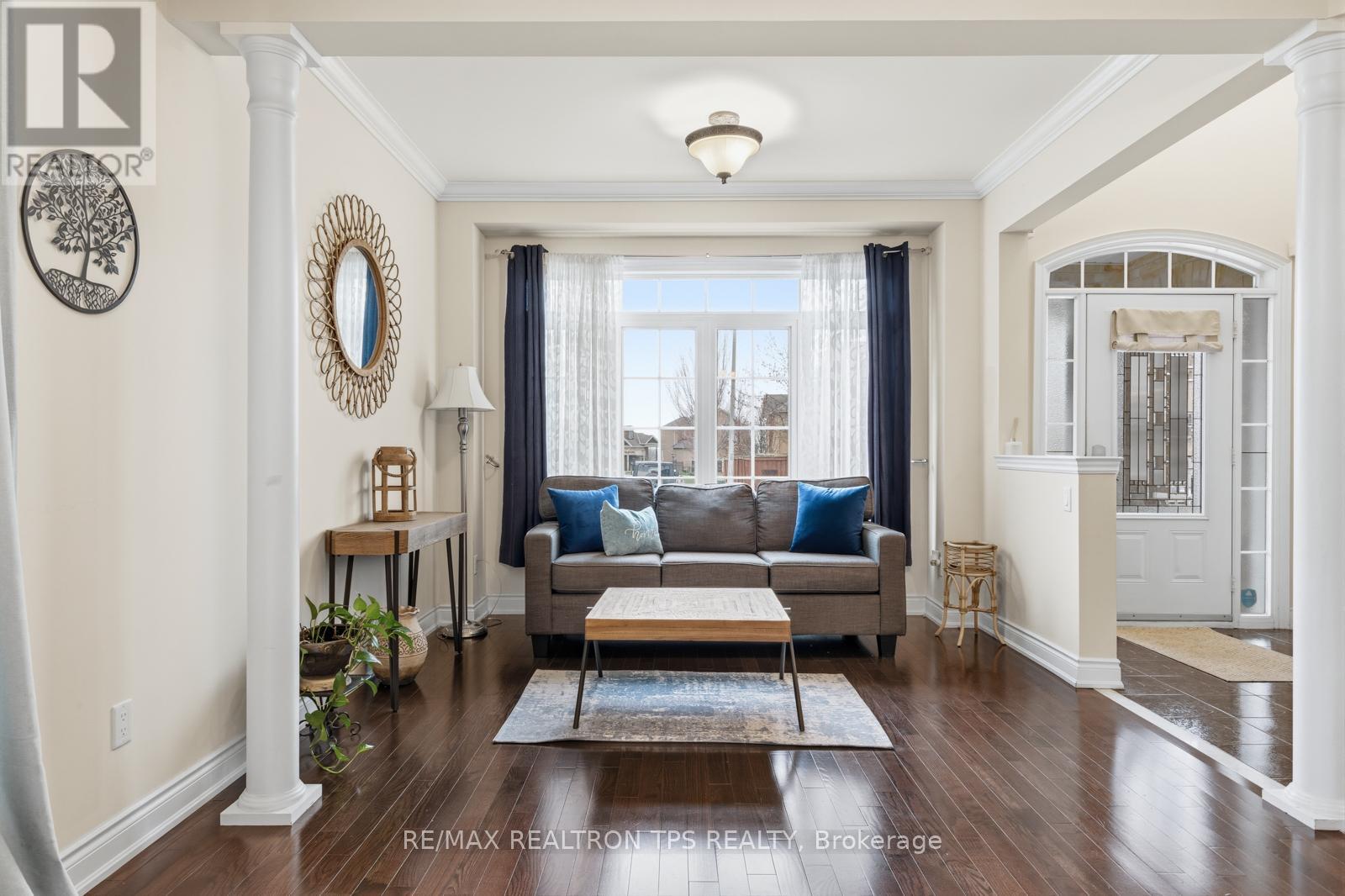 555 Kingsfield Loop, Oshawa, Ontario  L1K 0H8 - Photo 5 - E13025606