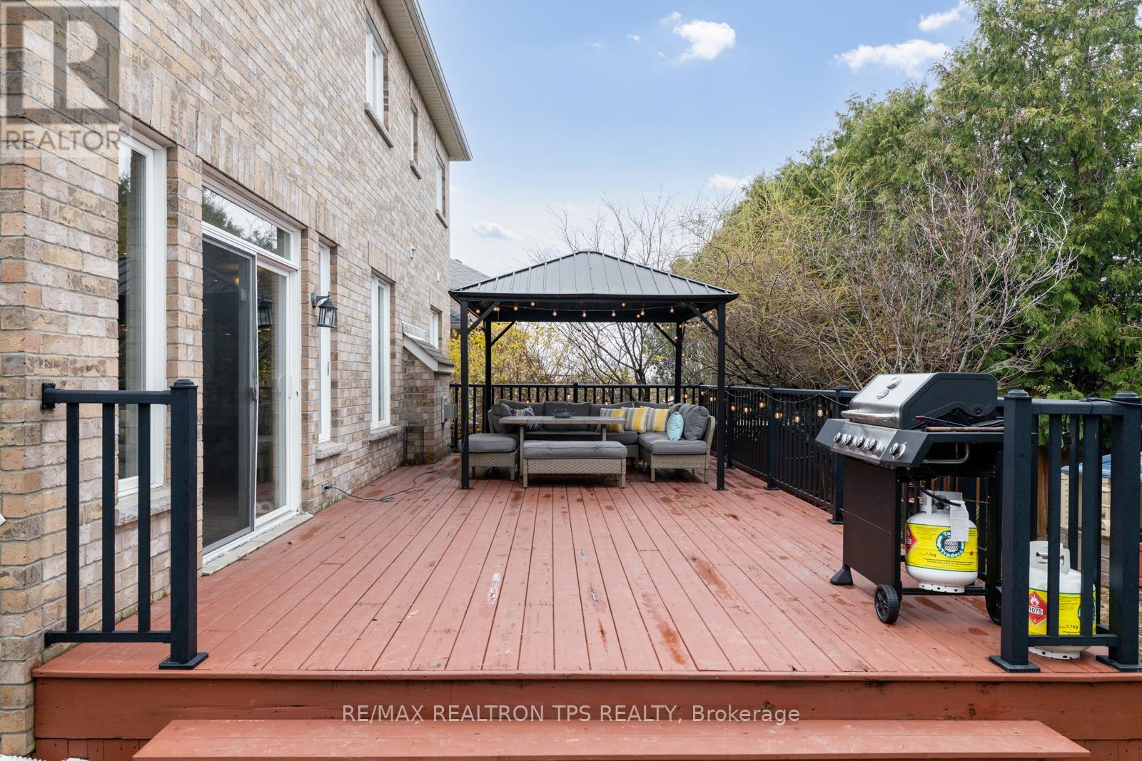 555 Kingsfield Loop, Oshawa, Ontario  L1K 0H8 - Photo 38 - E13025606