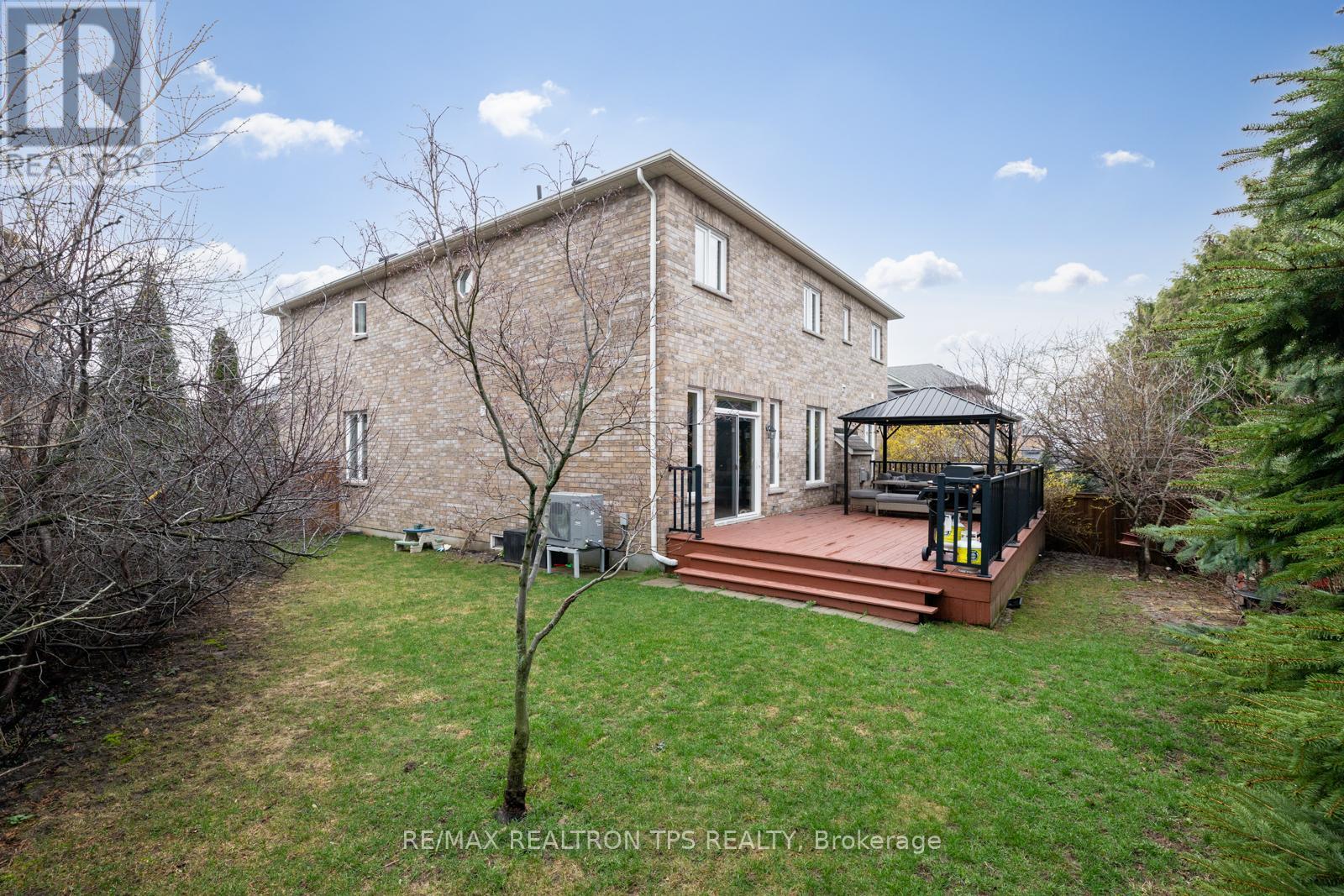 555 Kingsfield Loop, Oshawa, Ontario  L1K 0H8 - Photo 37 - E13025606