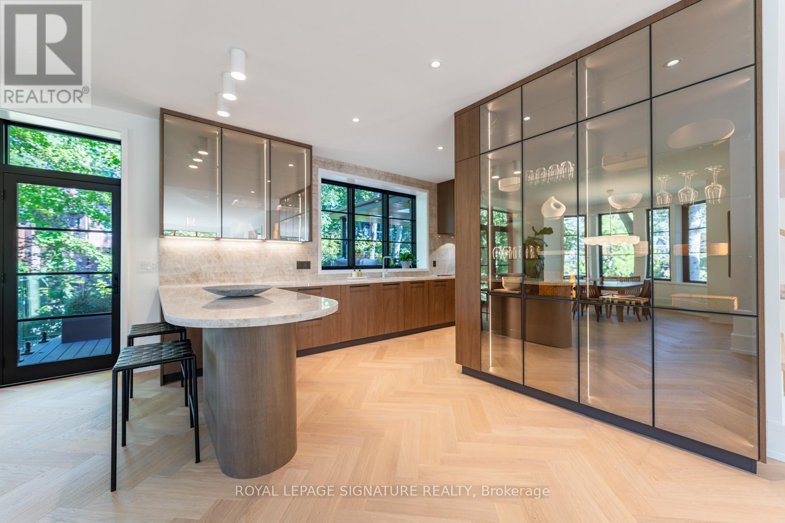 8 Crown Park Road, Toronto, Ontario  M4E 1J9 - Photo 13 - E13026282