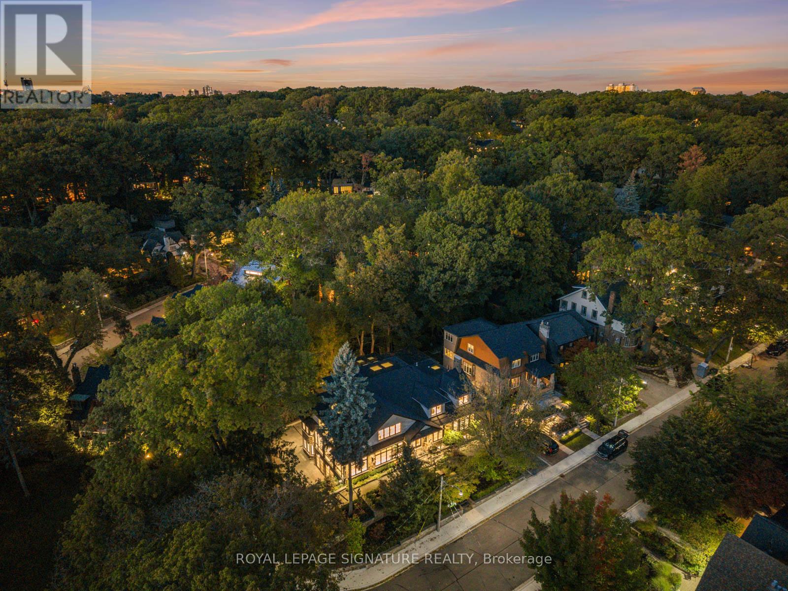 8 Crown Park Road, Toronto, Ontario  M4E 1J9 - Photo 50 - E13026282