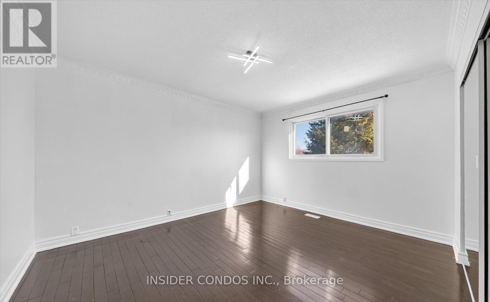 Upper - 2 John Stoner Drive, Toronto, Ontario  M1B 3E7 - Photo 10 - E13026304