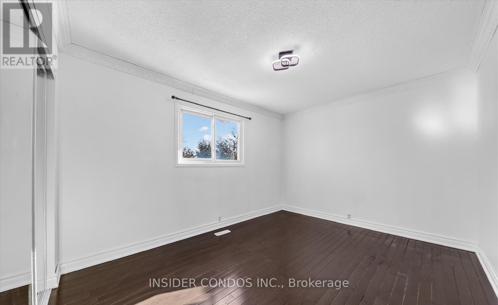 Upper - 2 John Stoner Drive, Toronto, Ontario  M1B 3E7 - Photo 12 - E13026304