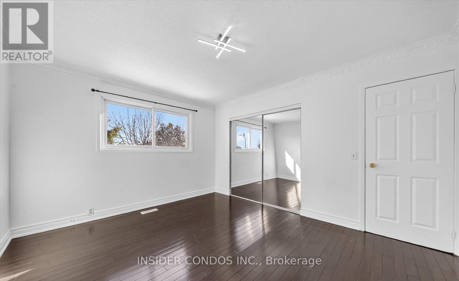 Upper - 2 John Stoner Drive, Toronto, Ontario  M1B 3E7 - Photo 6 - E13026304