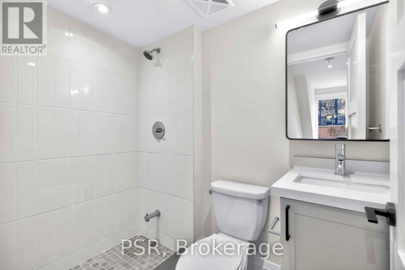 E - 53 Harriet Street, Toronto, Ontario  M4L 2G1 - Photo 17 - E13026322