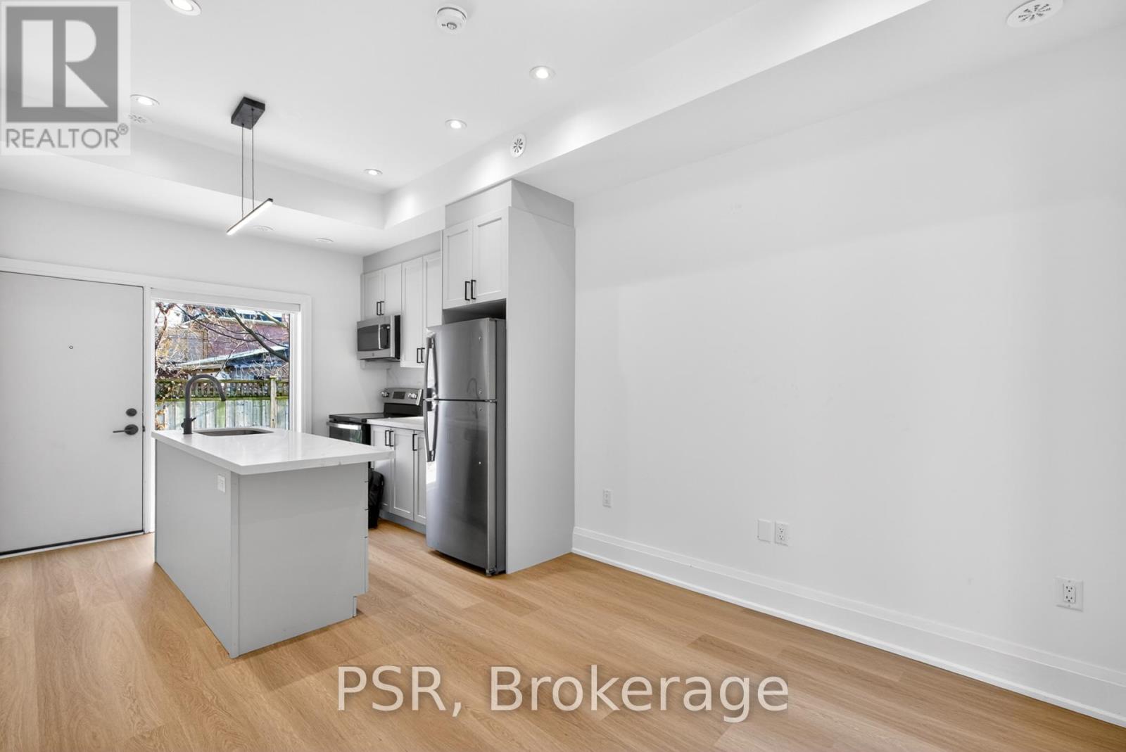 E - 53 Harriet Street, Toronto, Ontario  M4L 2G1 - Photo 3 - E13026322