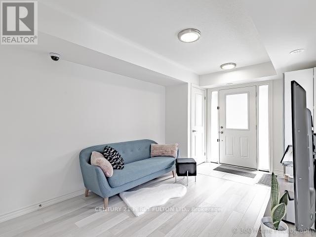 2584 Ladyfern Cross Avenue, Pickering, Ontario  L1X 0E6 - Photo 4 - E13026350