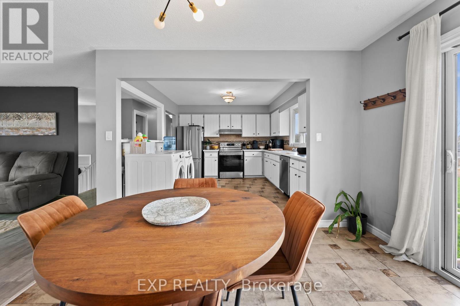 238 Port Maitland Road, Haldimand, Ontario  N1A 2W6 - Photo 8 - X13026088