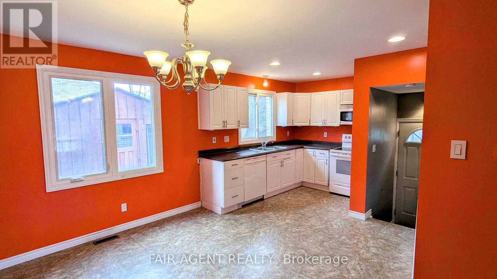 1502 Beckworth Avenue, London East, Ontario  N5V 2K7 - Photo 5 - X12809832